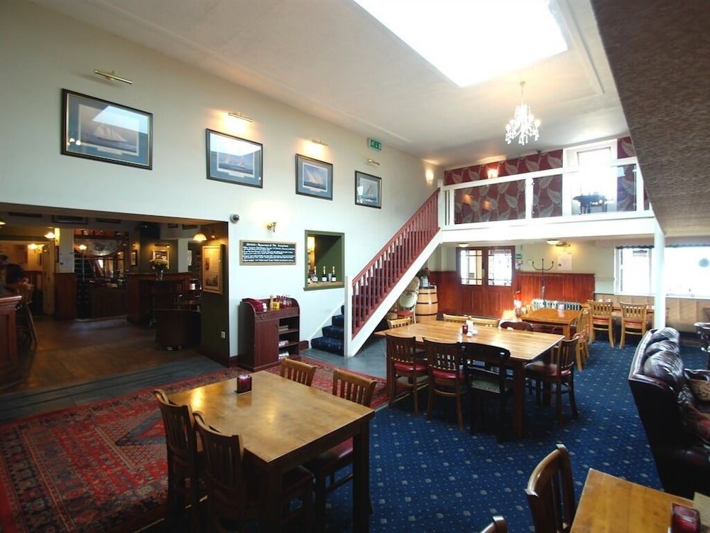 The Gladstone 22/31