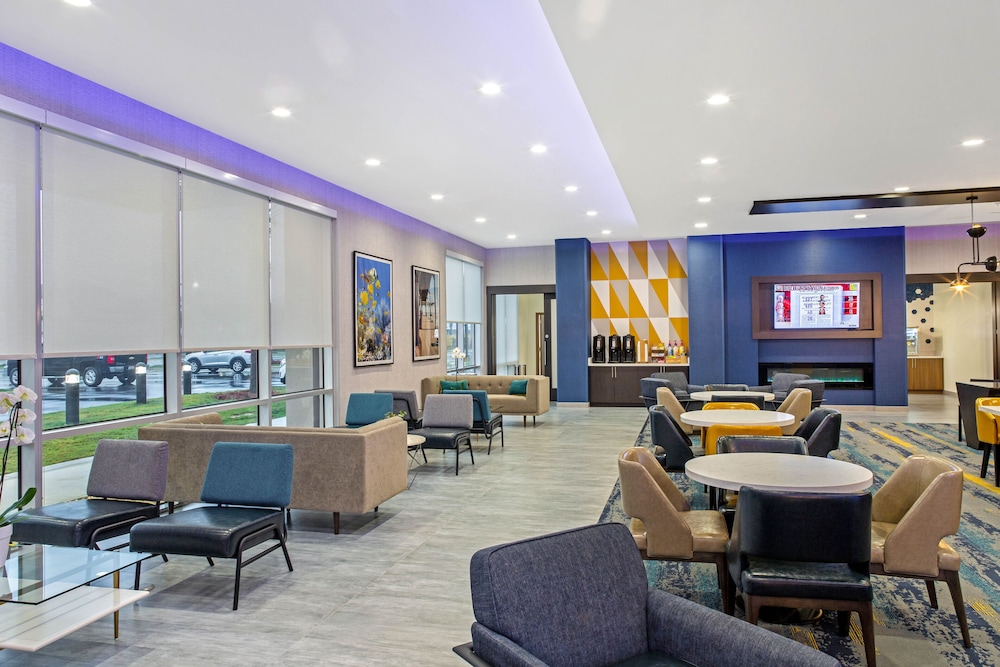 La Quinta Inn And Suites By Wyndham Miramar Beach 45/54
