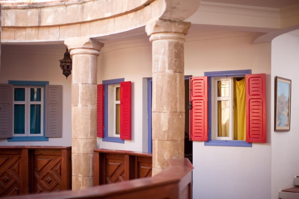 Riad Al Khansaa 6/70