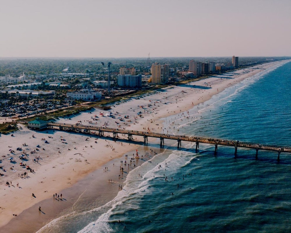 Margaritaville Jacksonville Beach 26/46