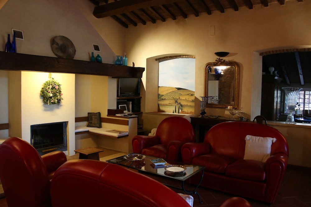 Agriturismo La Sovana 51/75