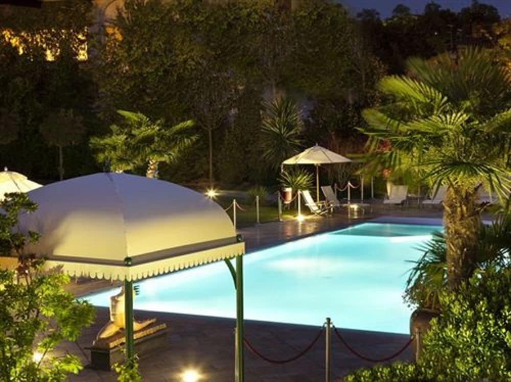 Vip's Motel Luxury Accommodation & Spa 40/72