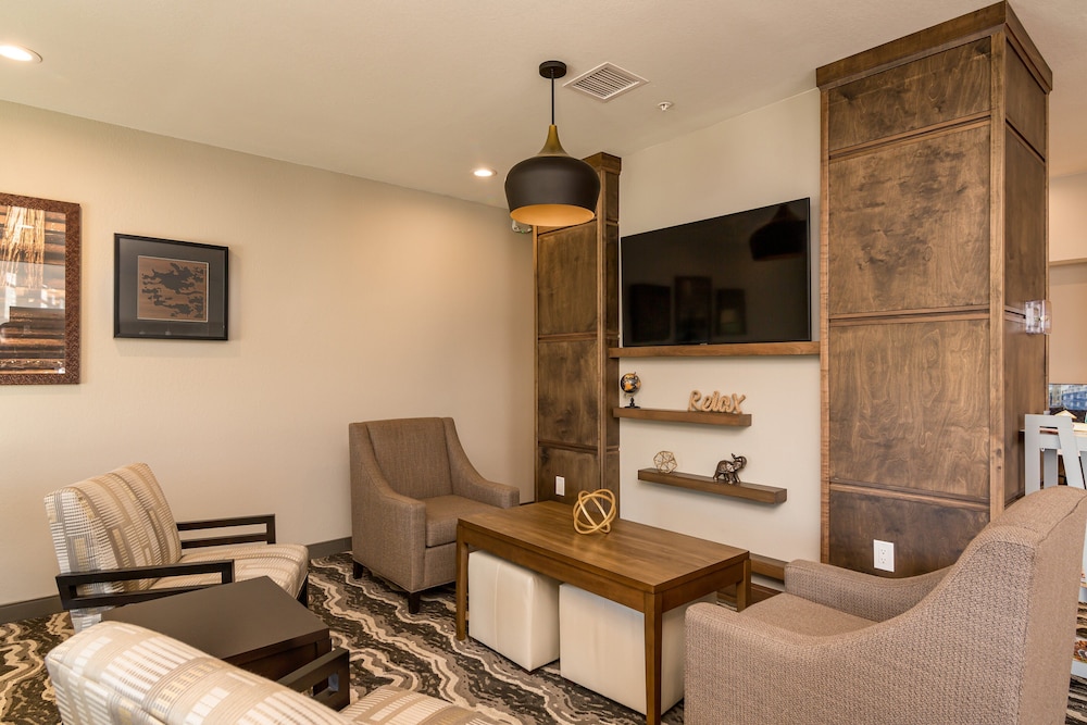 Staybridge Suites Florence 58/65