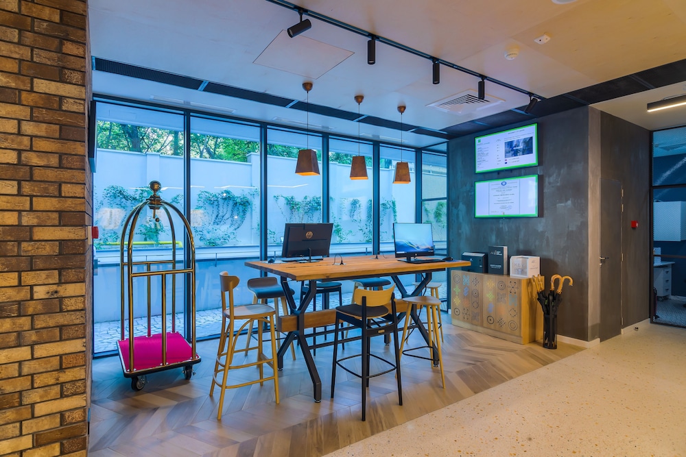 Ibis Styles Bucharest City Center 66/76