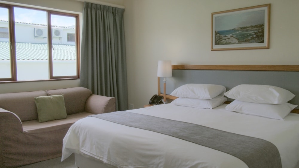 Windsor Hotel 14/44