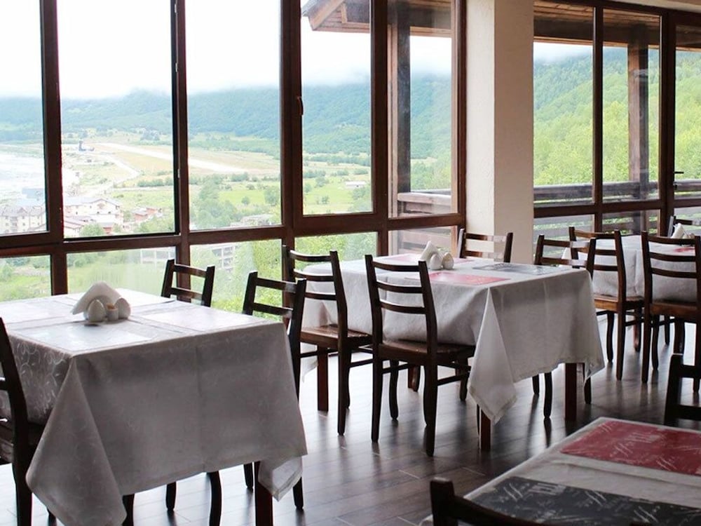 Hotel Banguriani 14/20