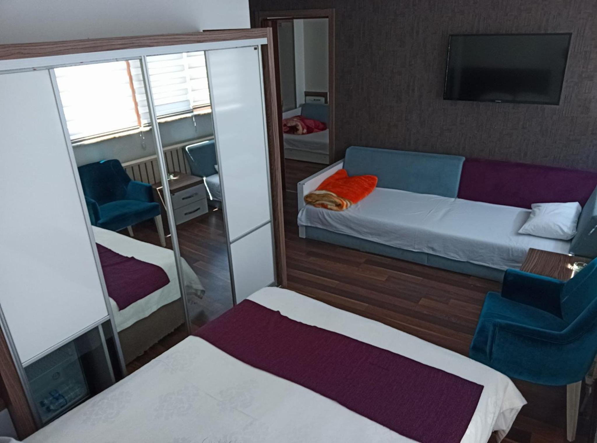 Garra Hotels 18/50