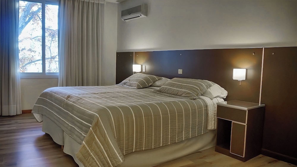 Condor Suites Apart Hotel 12/50