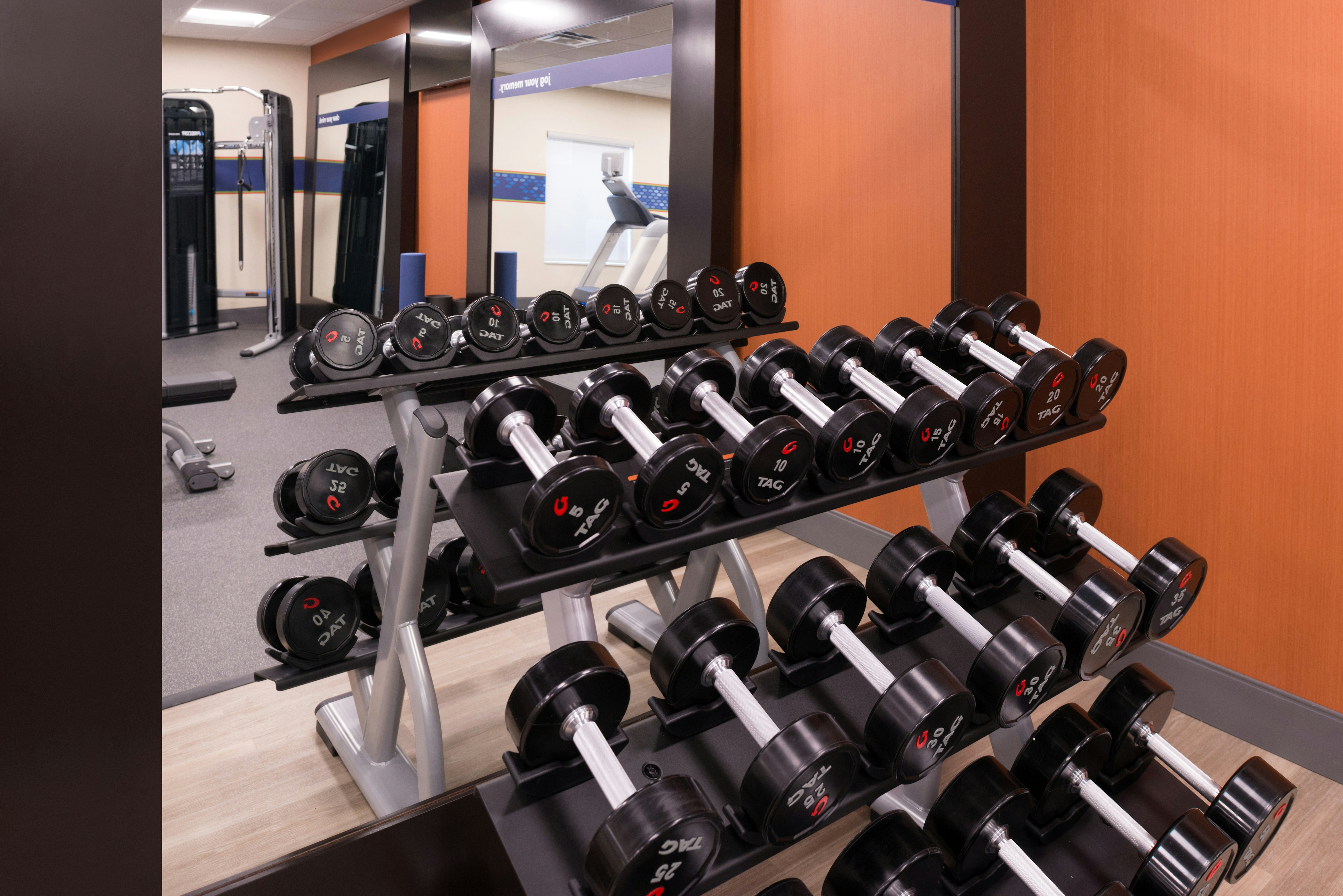 Hampton Inn & Suites Wixom 36/61