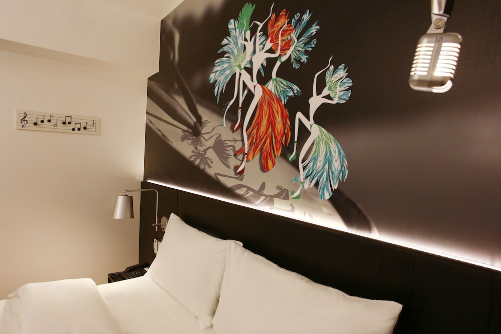 Ibis Styles Taubate 30/72