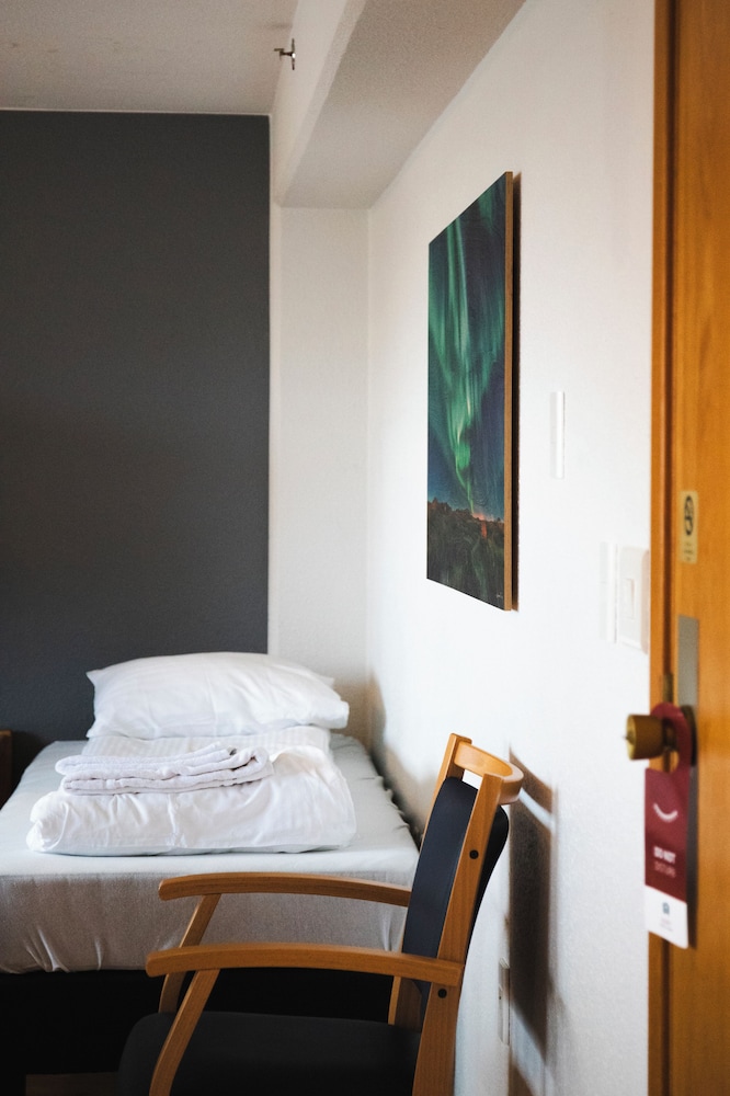 Eldey Airport Hotel 9/46