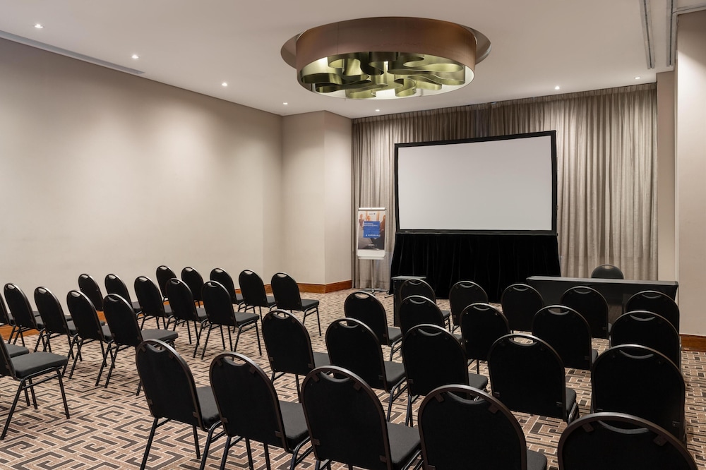 Radisson Blu Gautrain 69/79