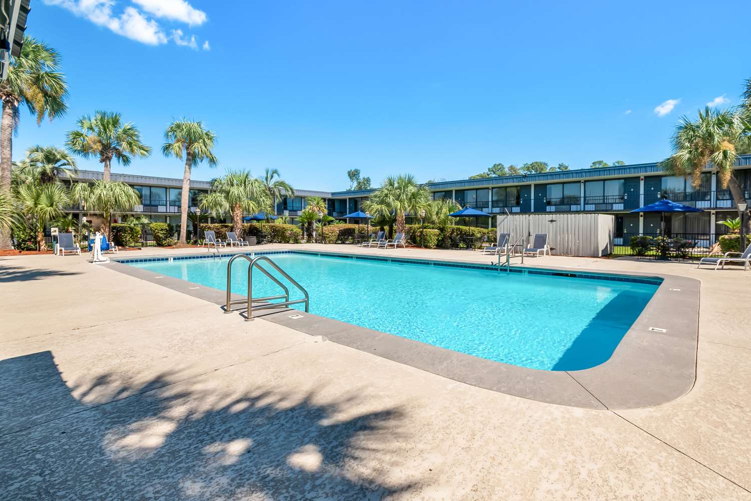 Suburban Studios Slidell I-10 12/23