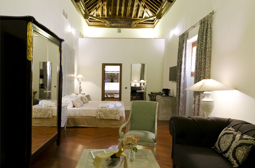 Hotel Boutique Palacio Pinello 47/73