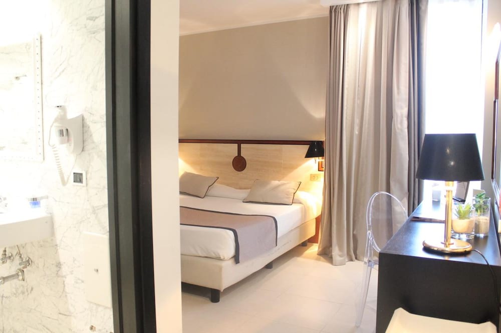 Mec Paestum Hotel 27/73