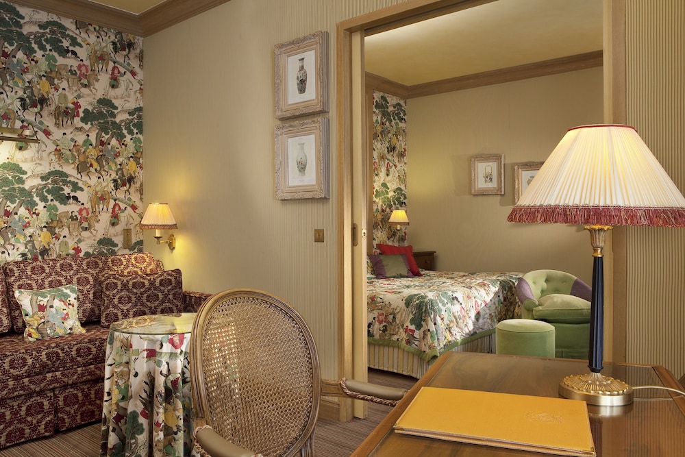 Hotel Chambiges Elysees 29/43