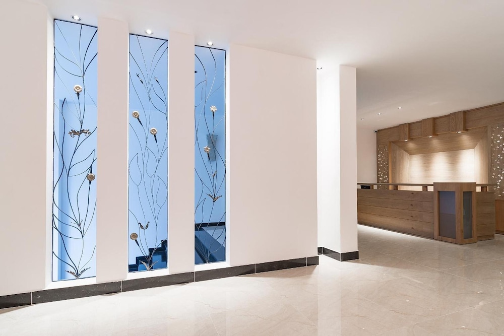 Veevoo Hotel 8/34