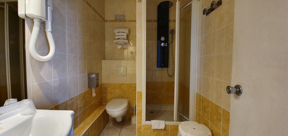 HOTEL WINDSOR 55/57