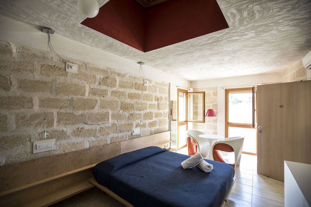 CAVE BIANCHE HOTEL 28/45