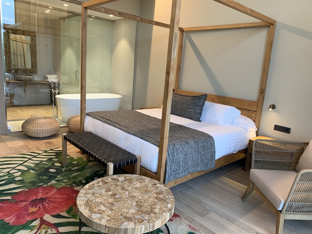 Hotel Tropical Gava Mar 20/50