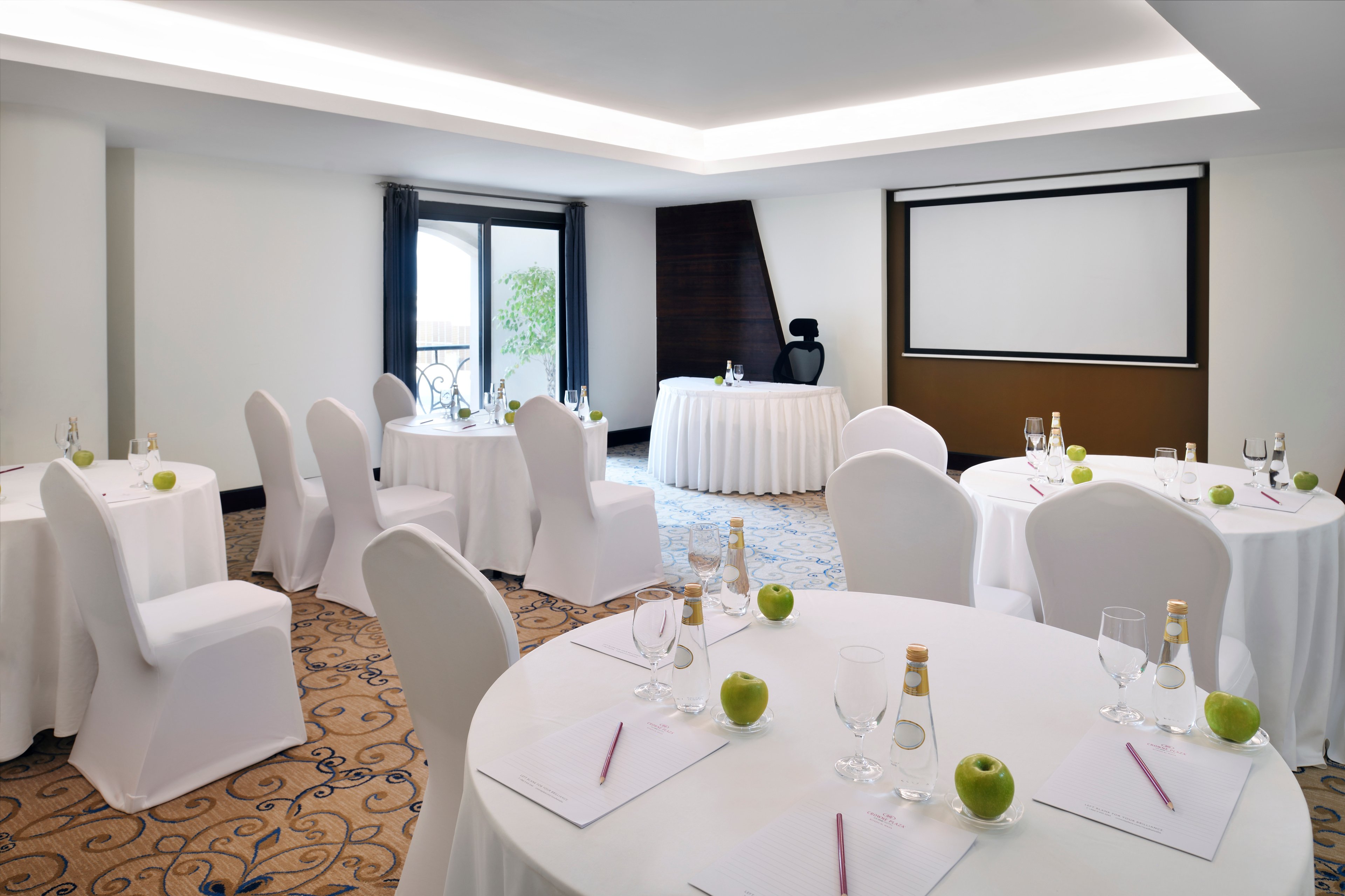 فندق كراون بلازا الرياض الواحة(Crowne Plaza Riyadh Al Waha) 26/30