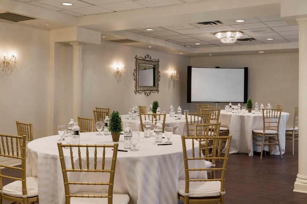 Nicollet Island Inn 36/44