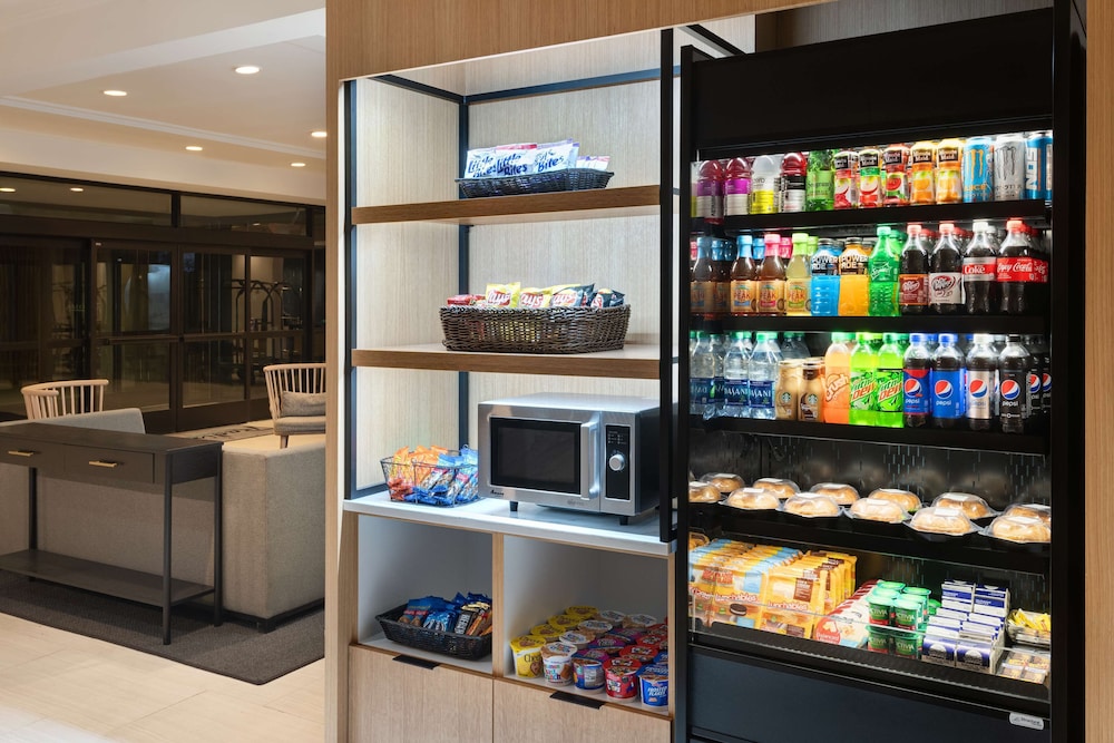 Radisson Hotel Nashville Airport 30/48