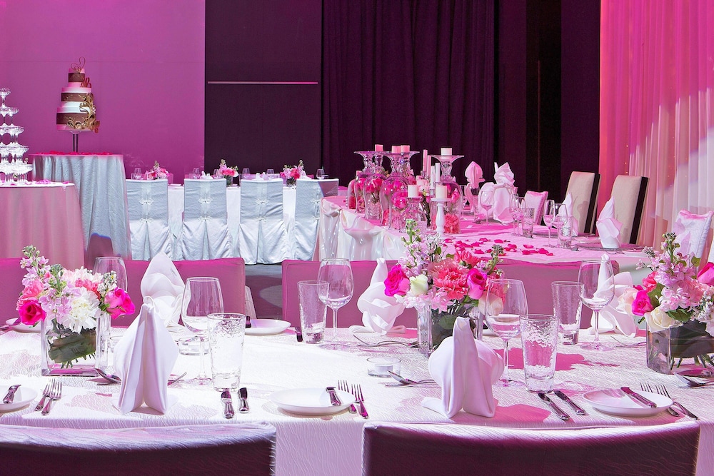 LE MERIDIEN KUALA LUMPUR 69/83