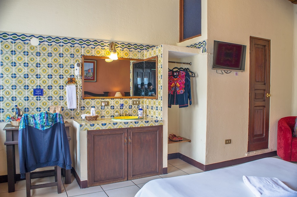 Casa Del Parque Hotel 27/50