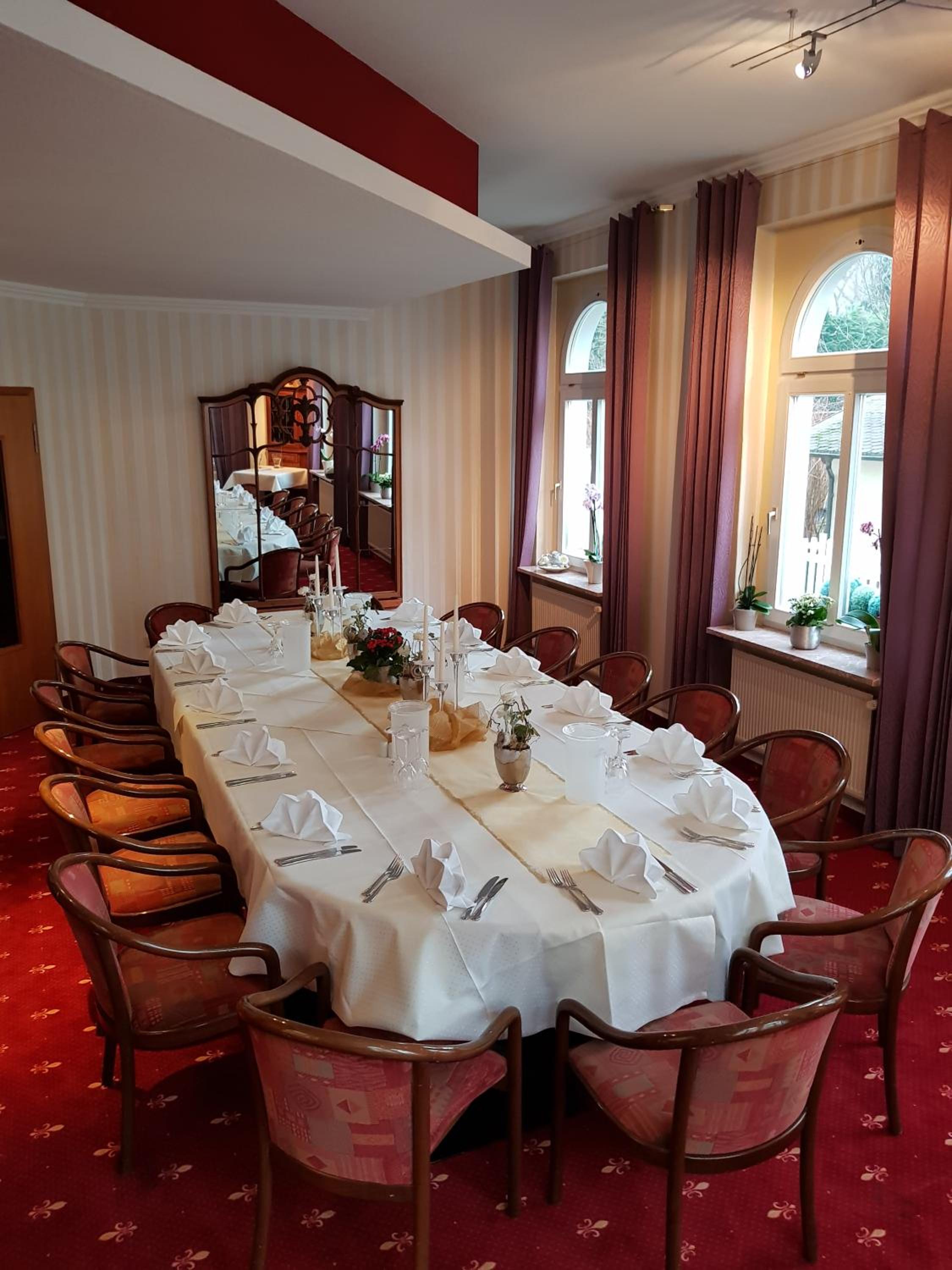 Parkhotel Meerane 47/57