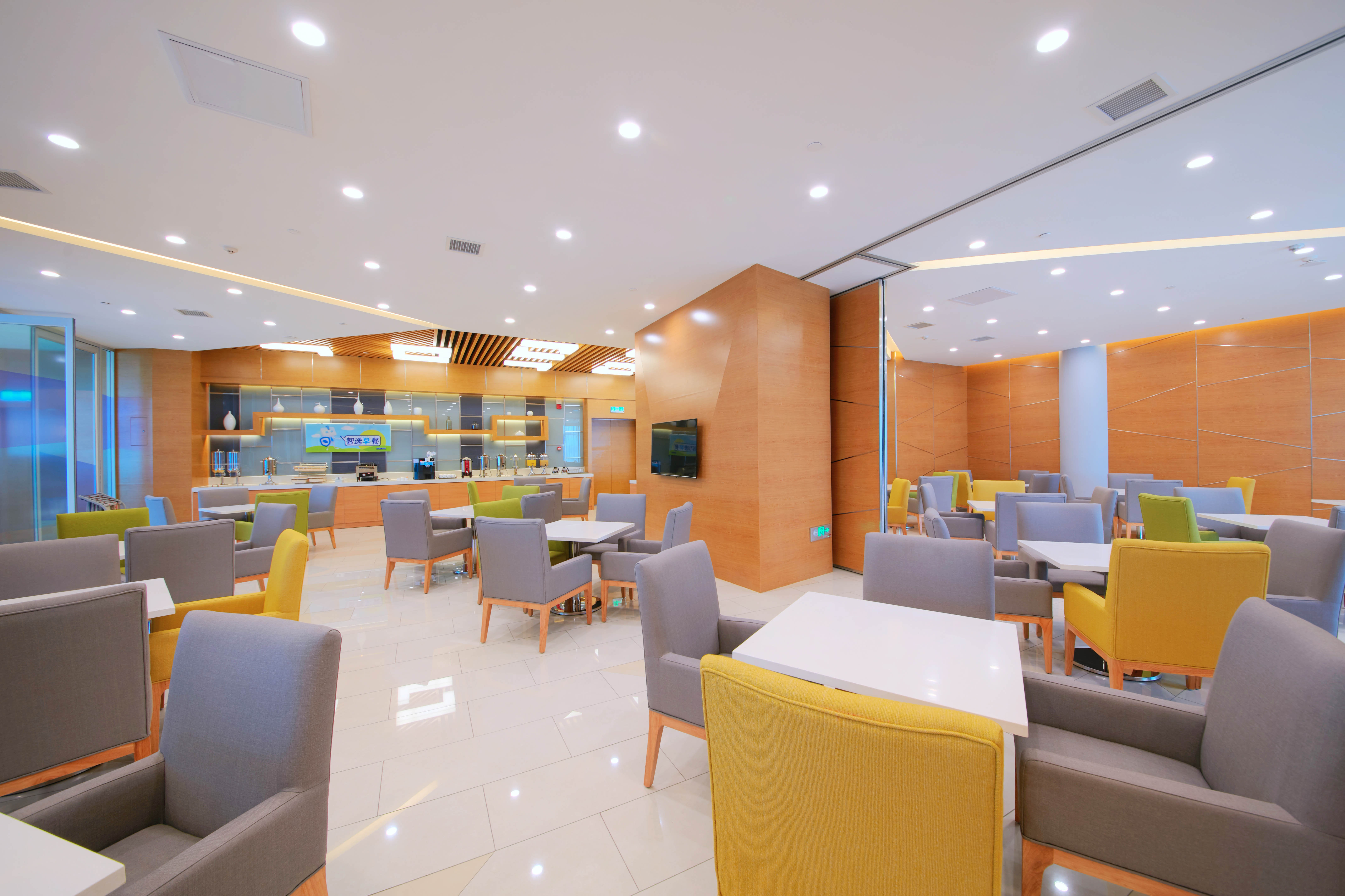 Holiday Inn Express Handan East 13/18