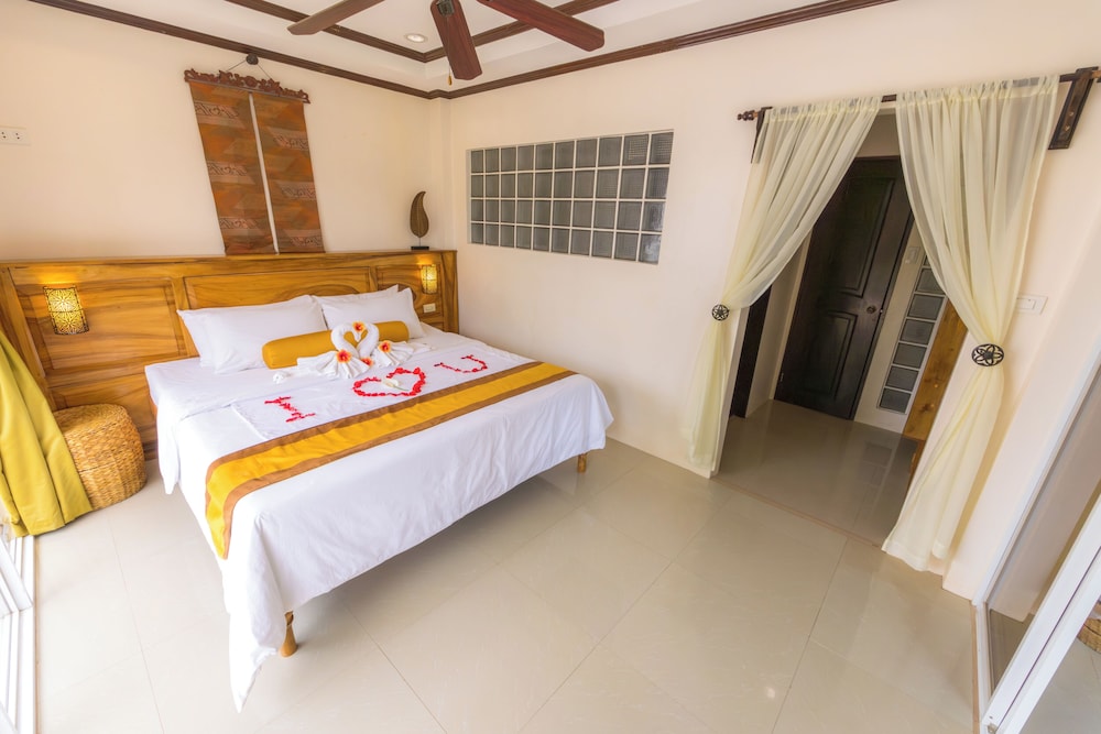 Palms Cove Resort 22/73