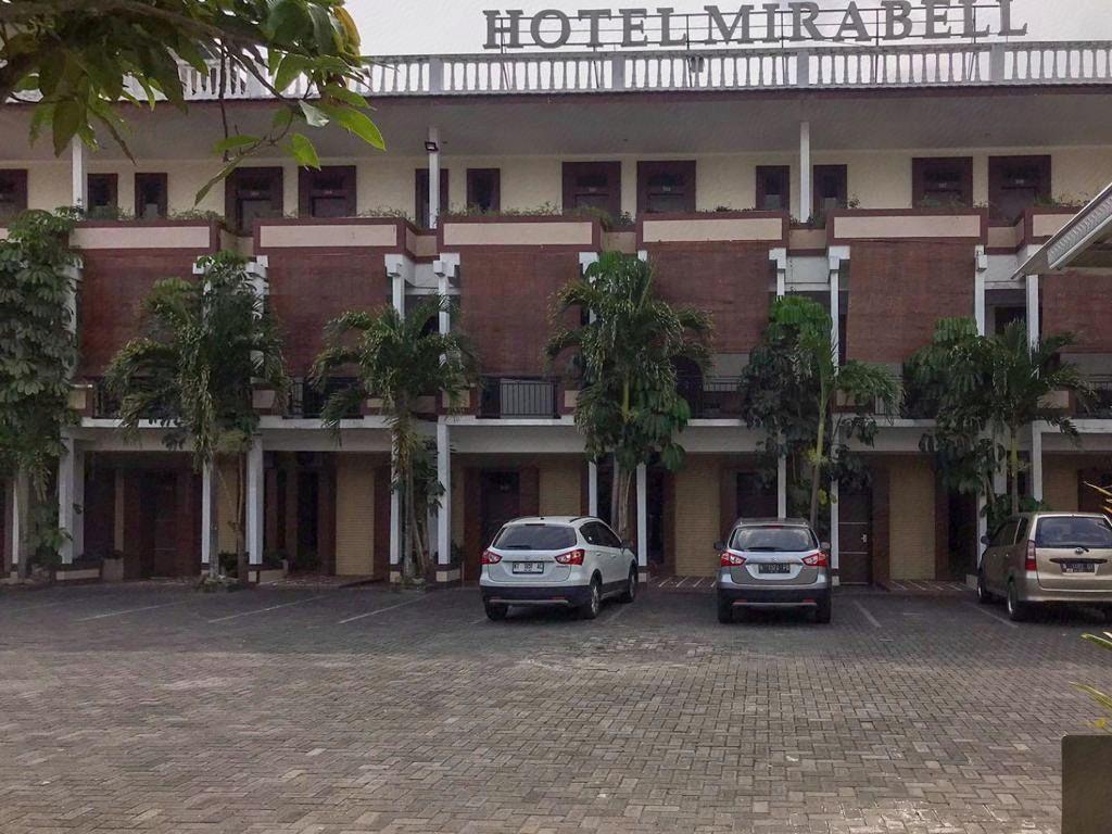 Hotel Mirabell and Convention Hall 21/23