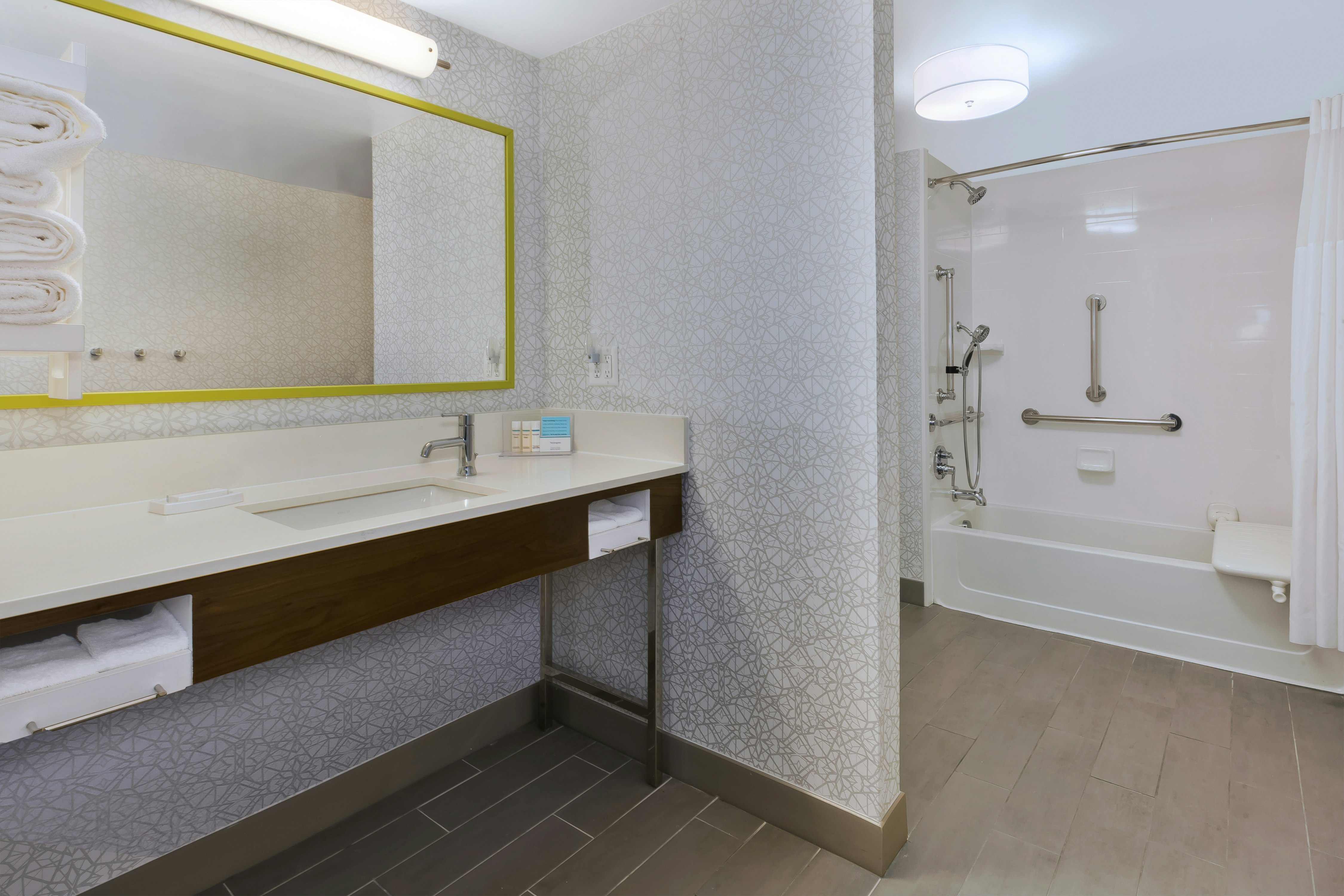 Room, 2 Double Beds, Accessible, Hampton Inn Traverse City 7/8