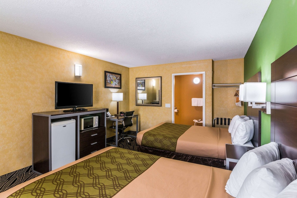 Econo Lodge Hesperia - Victorville I-15 18/43