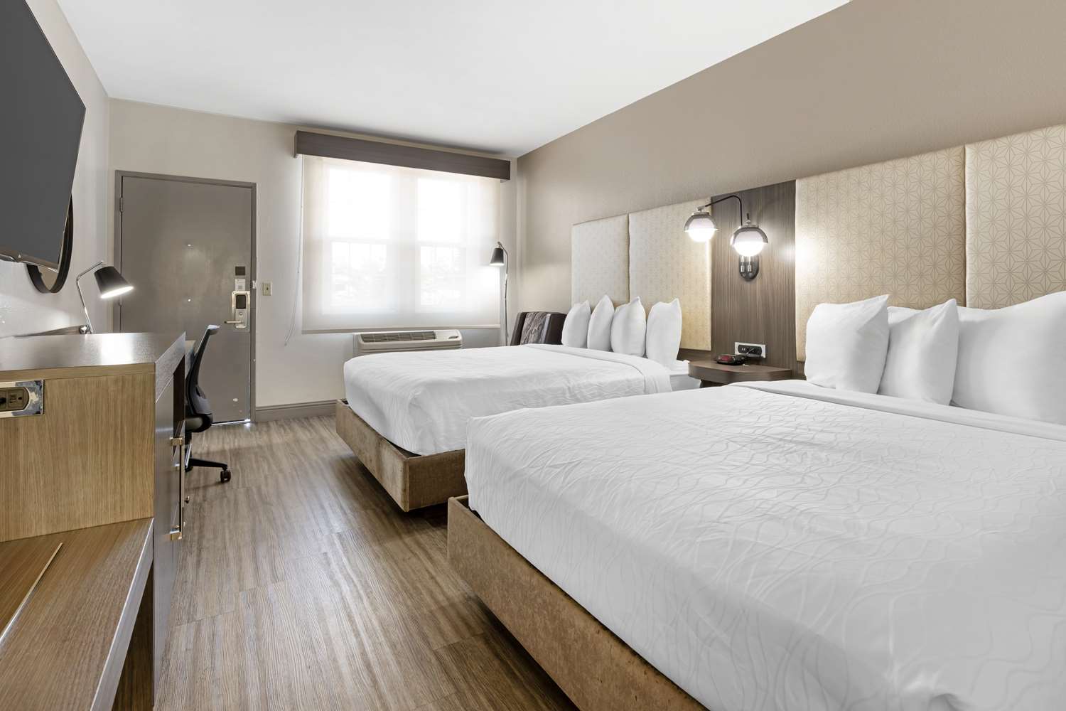 غرفة بسريرين مزدوجين لذوي الإعاقة، Best Western Marina State Beach 3/5