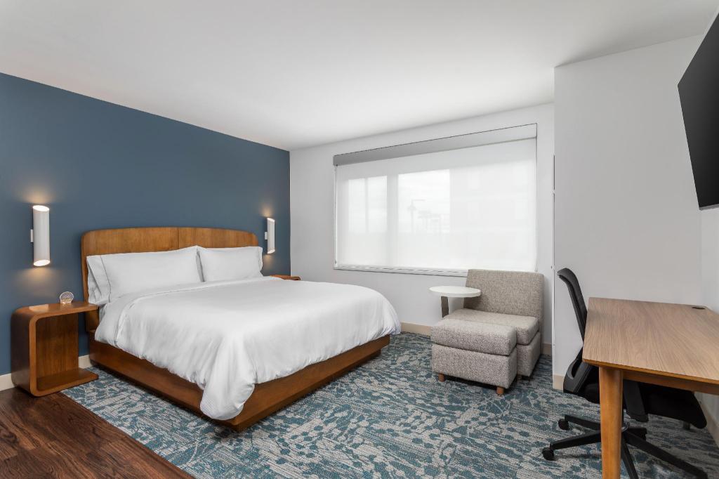 Guest Room, Studio, Suite, King Bed, Sofa
