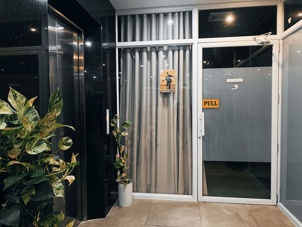 FB DORMITEL SUITES 3/50