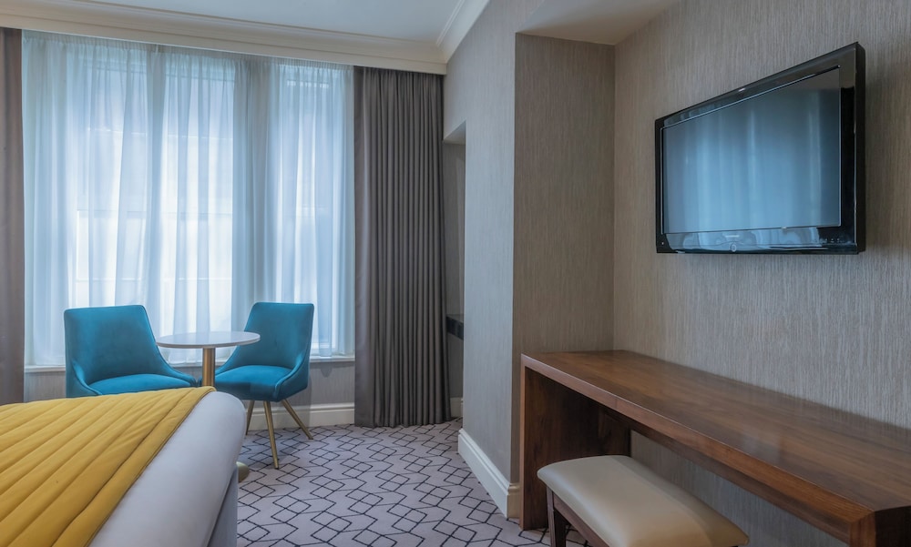 Albany House Hotel 47/57