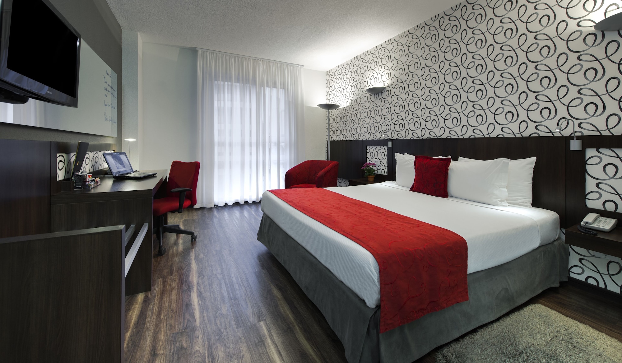 غرفة سوبيريور بسرير مزدوج، Quality Hotel Curitiba 2/4