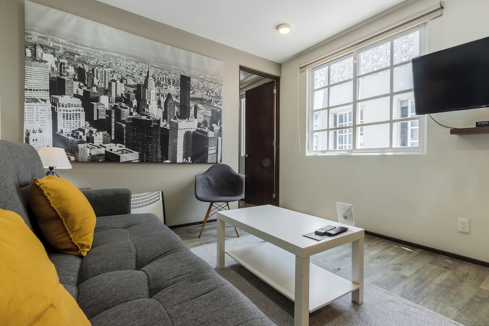 Om 686 Urban Lofts 33/50