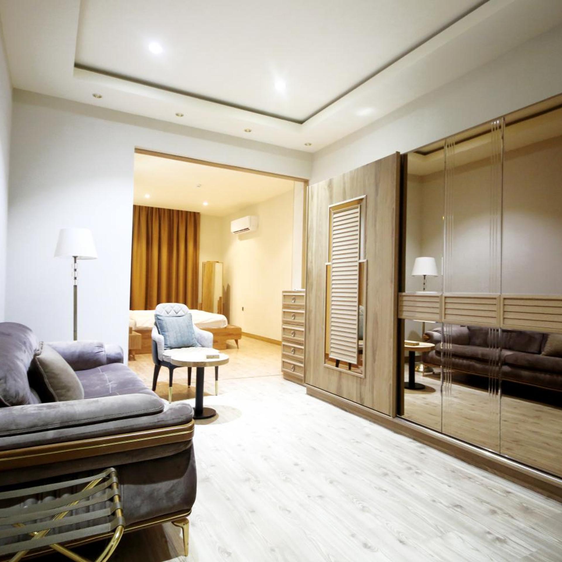 Yarmouk International Hotel 52/75