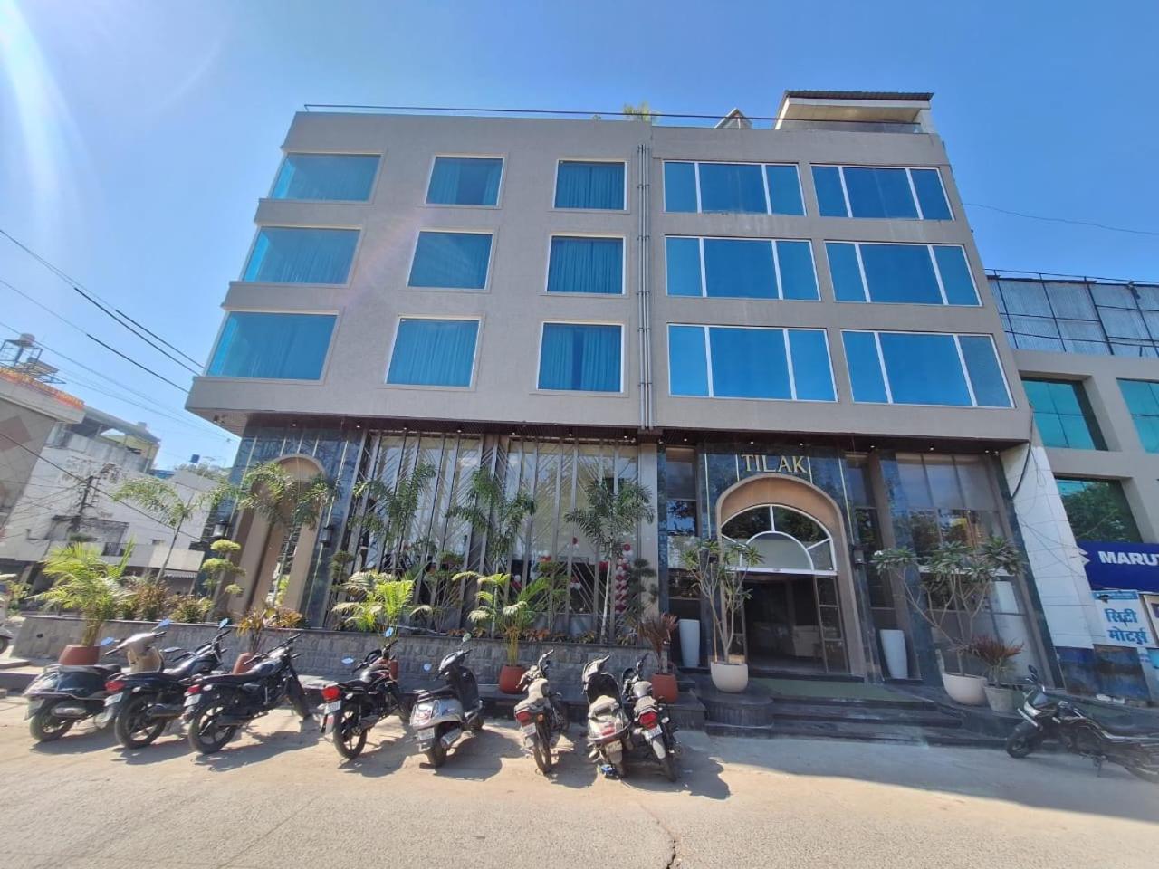 HOTEL TILAK 5/32