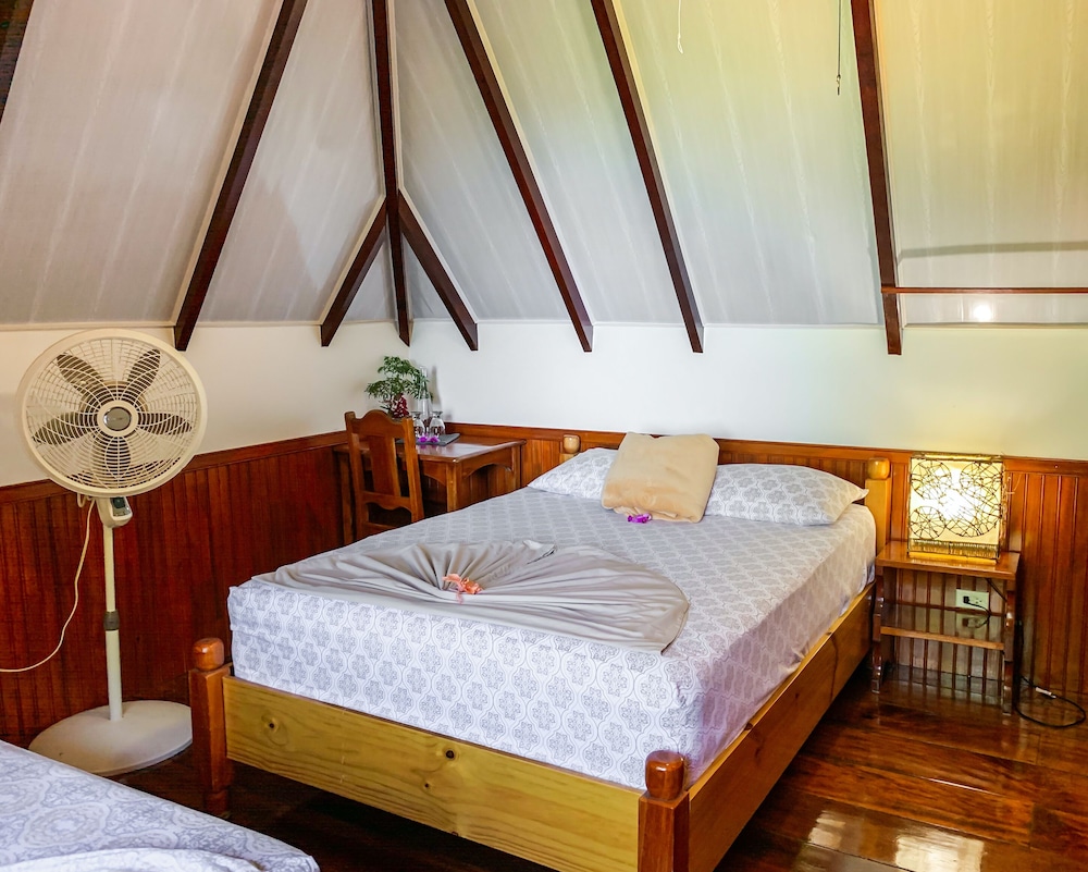Hotel Las Caletas Lodge 18/50