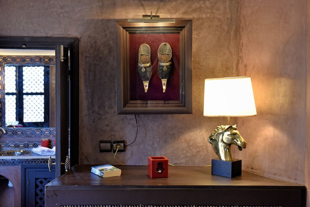 LA MAISON NOMADE 65/77