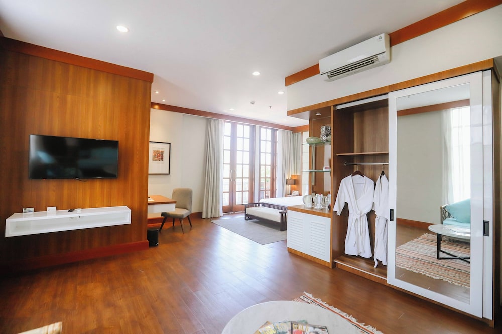 Taman Dayu Golf Club And Resort 35/56