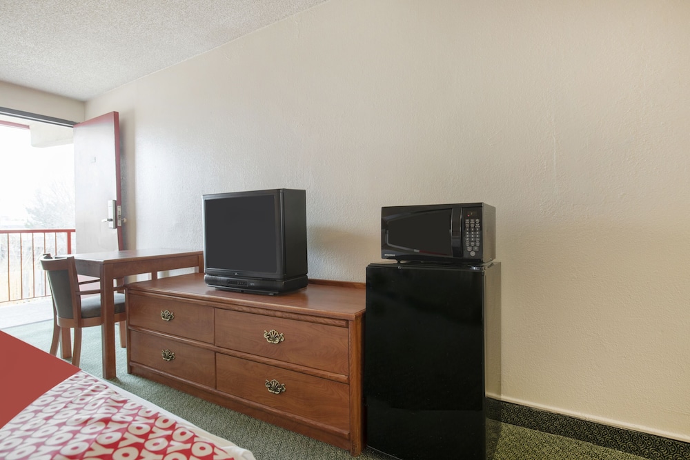 OYO Hotel Tulsa International Airport 15/26