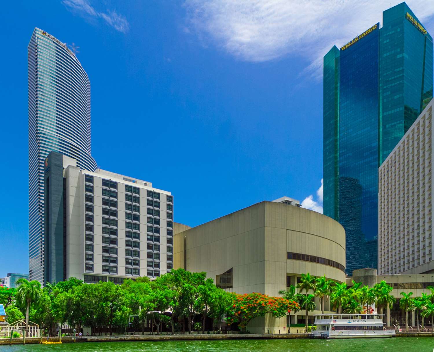 Comfort Inn Suites Downtown Brickell Port of Miami 1/11
