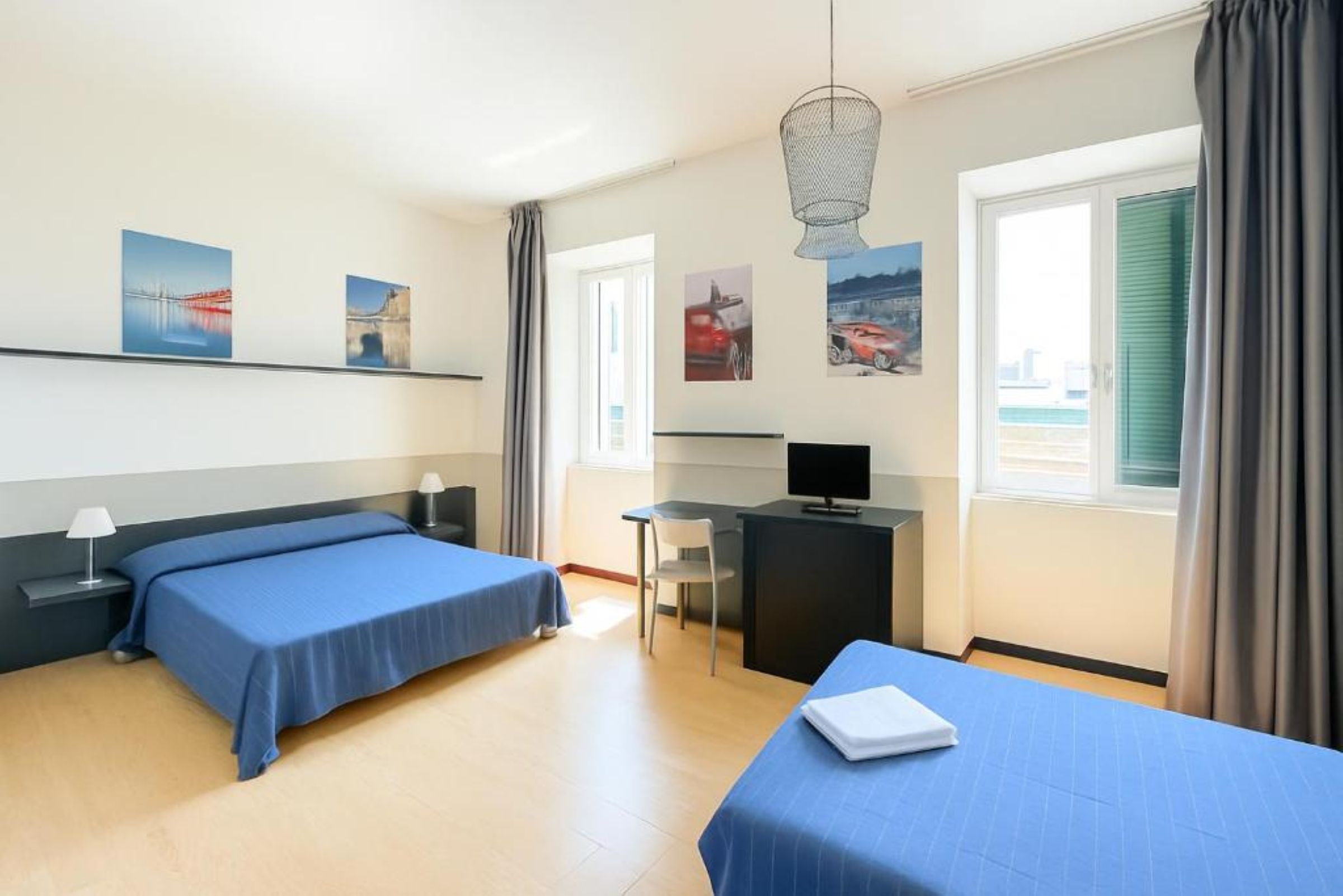 ROOM, TRIPLE