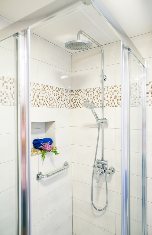 Apartamentos LIVVO Oasis 70/70